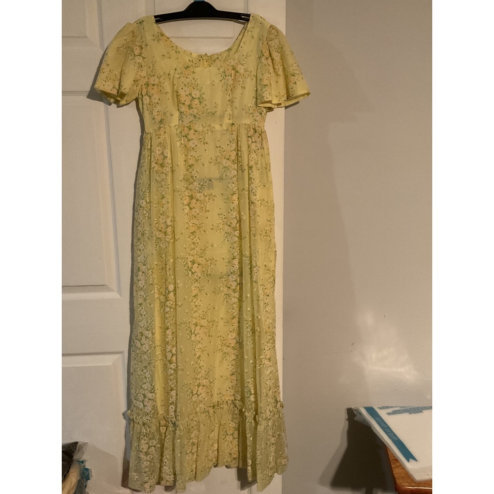 Vintage Yellow Floral Maxi Dress‎ Empire Waist Cottagecore Ruffle Hem Small